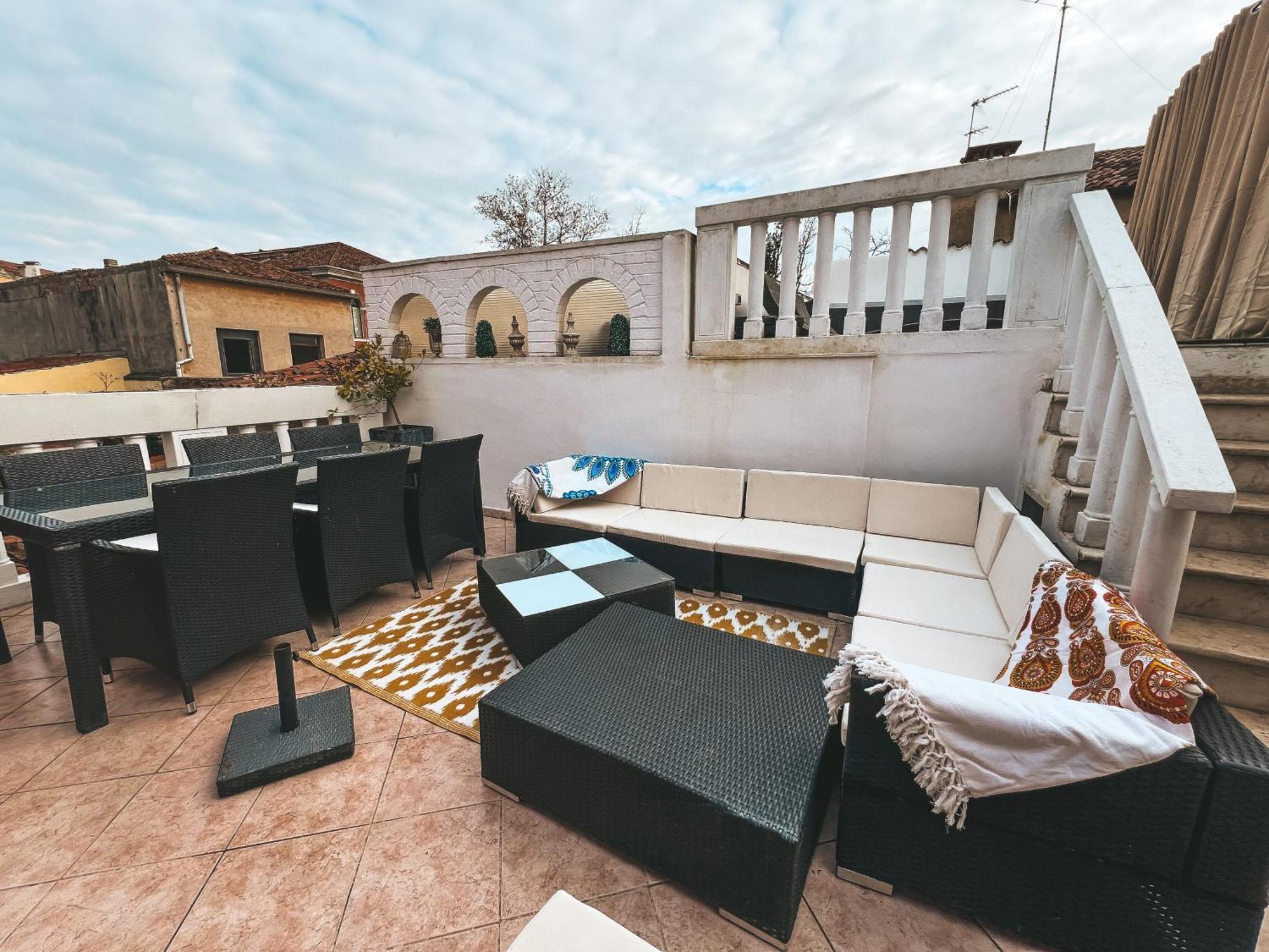 Le Murano Luxury Lagoon Exterior photo